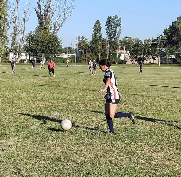Liga Municipal de Fútbol Femenino 1