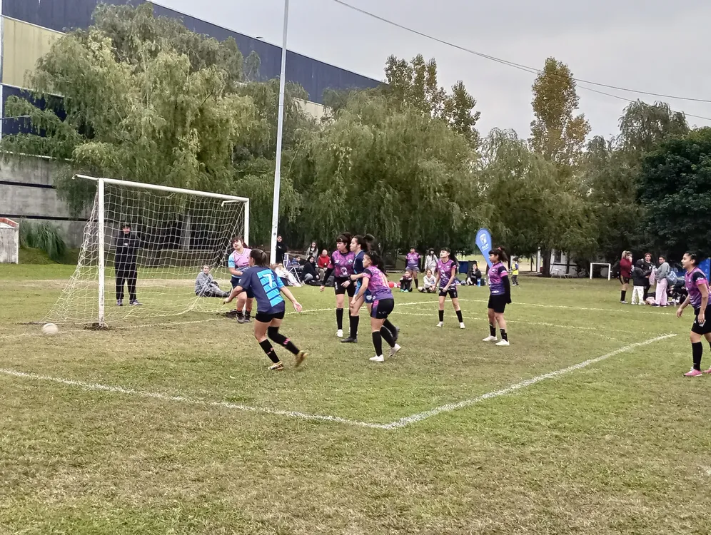 Liga Municipal de Fútbol 7 femenino 3
