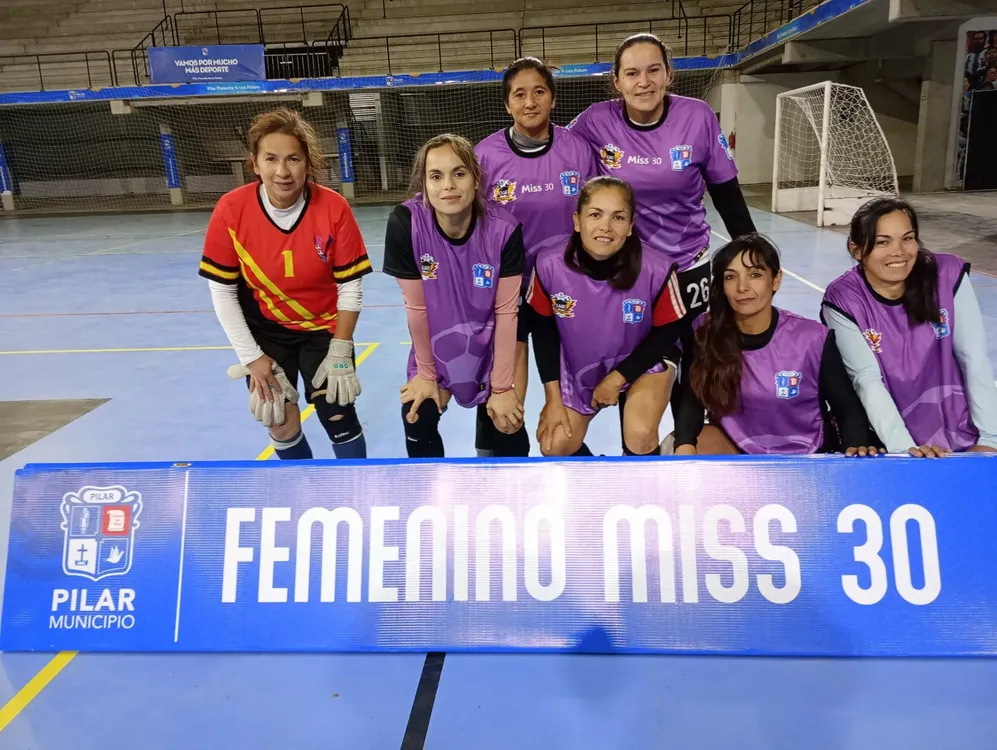 Liga Municipal Futsal Miss 30 5° fecha Racing
