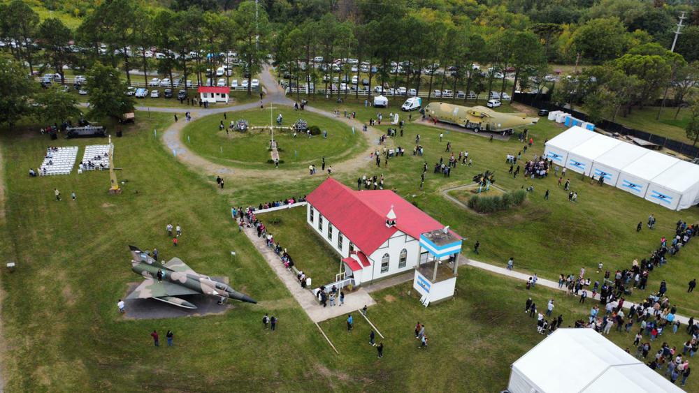 7b0a322d-3ea5-4a63-9d7b-05a3814551c9