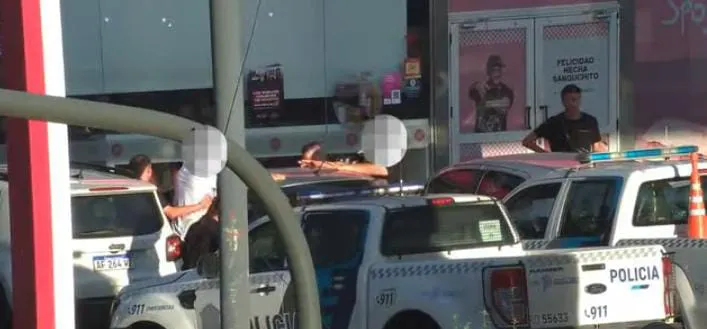 WhatsApp Image 2025-03-11 at 21.05.43