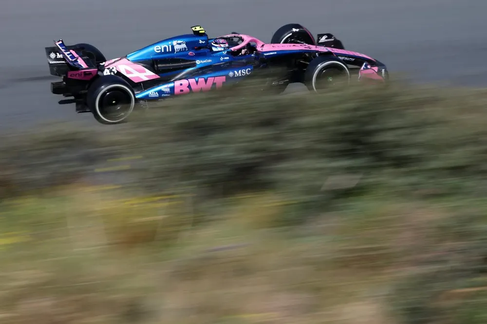 WhatsApp Image 2025-08-30 at 14.17.51