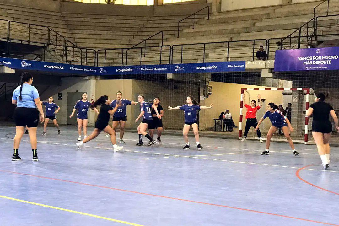 Escuela Municipal de Handball vs Savio 4
