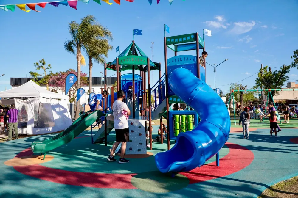 WhatsApp Image 2025-10-19 at 20.49.55 (1)