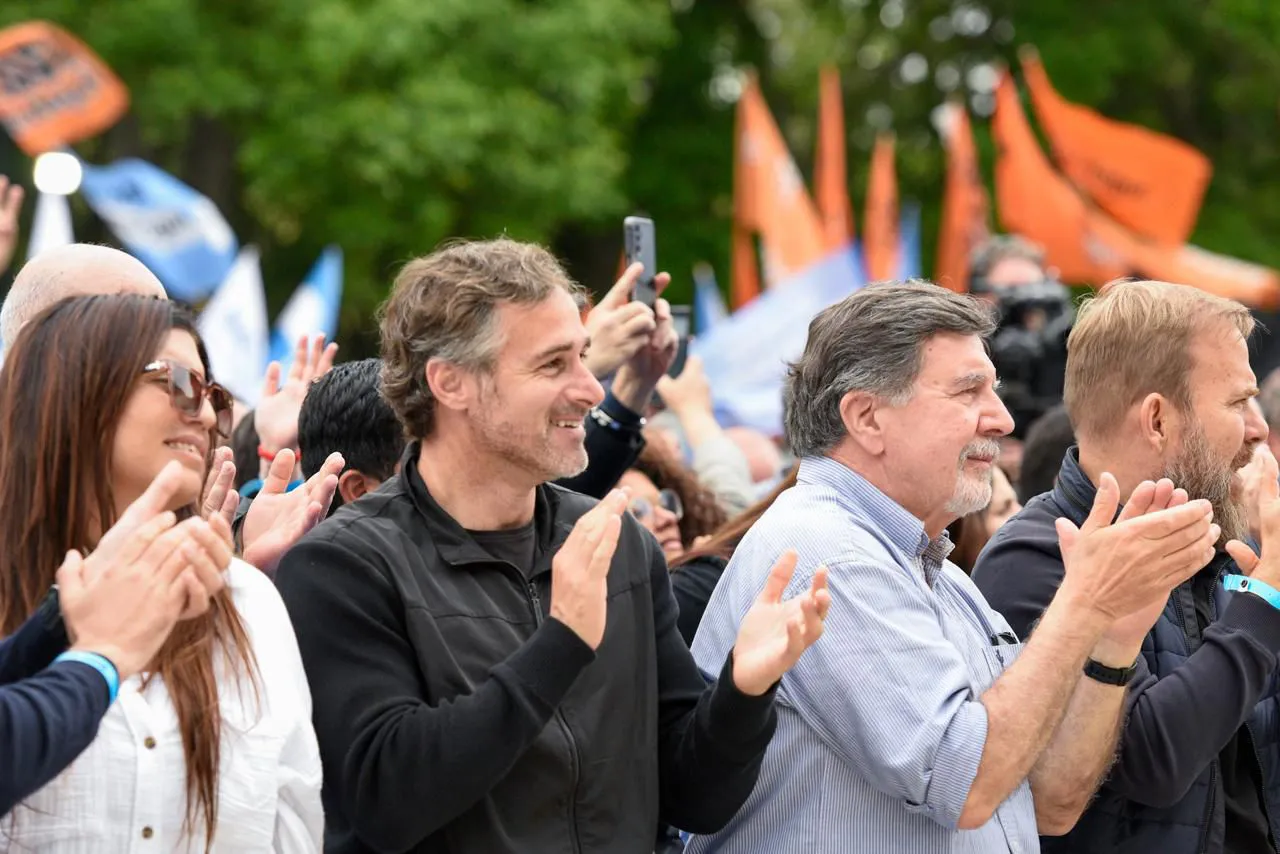 WhatsApp Image 2025-10-17 at 20.08.21