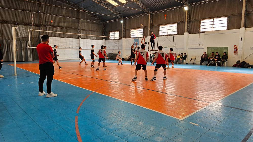 Voley Escolar Sub 18 masculino 14