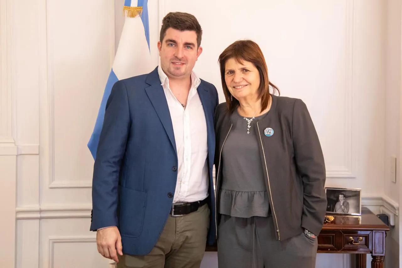 WhatsApp Image 2025-10-31 at 10.00.43