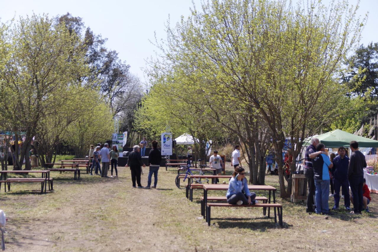 parque derqui 2