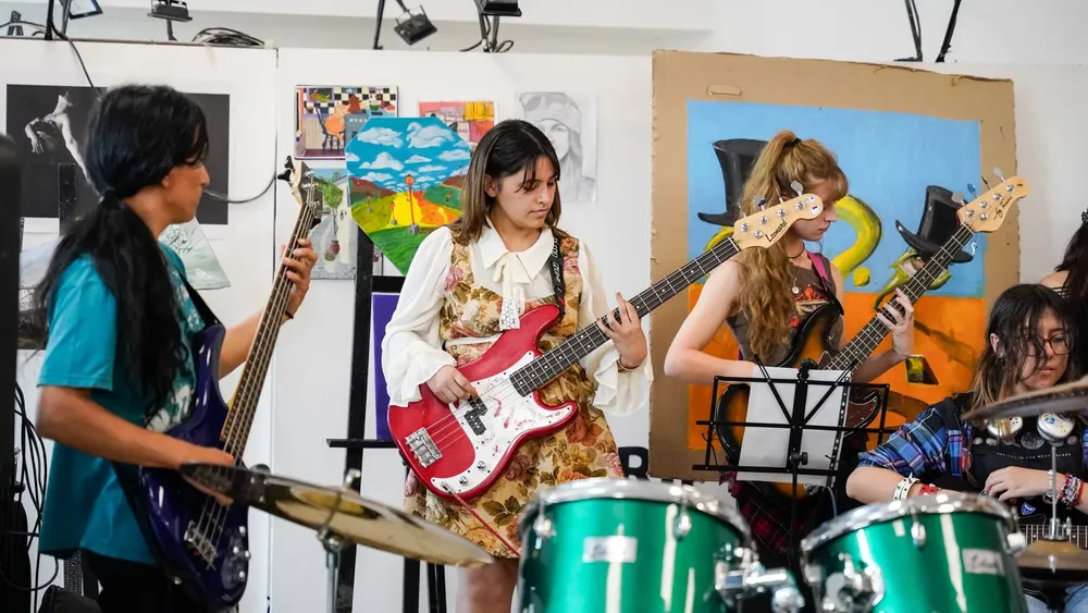 597073153_1287740633391040_4484423443666395037_n