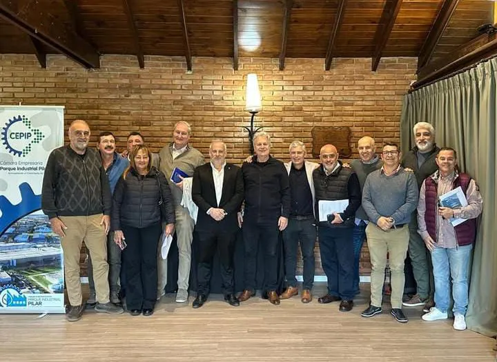 WhatsApp Image 2025-10-30 at 18.31.19