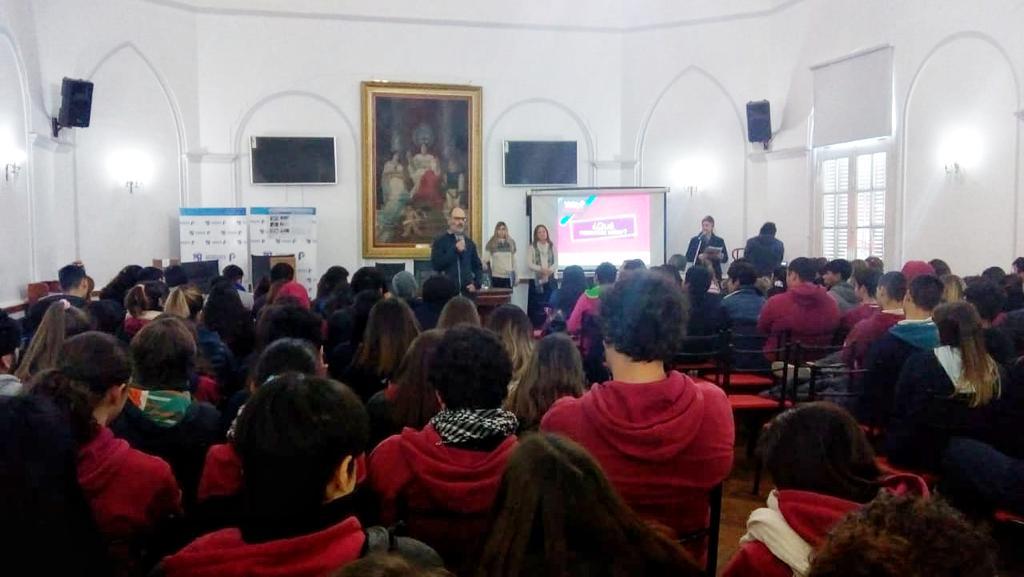 VOTO JOVEN